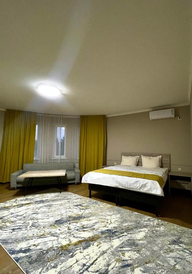 Green Town Hotel Шымкент Экстерьер фото